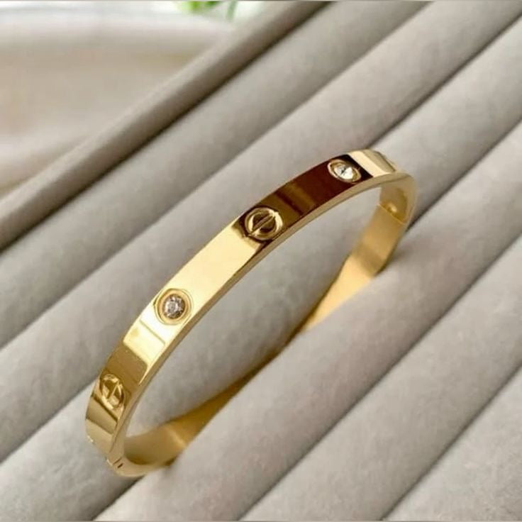 Love Bracelet Cartier