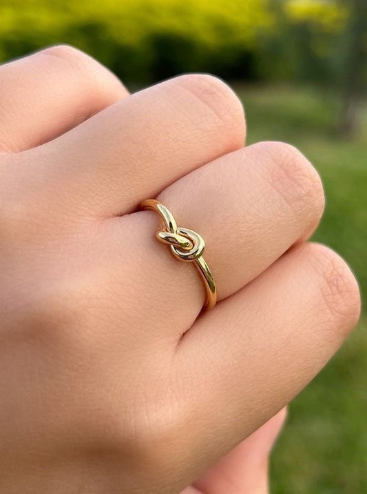 Heart Knot Ring